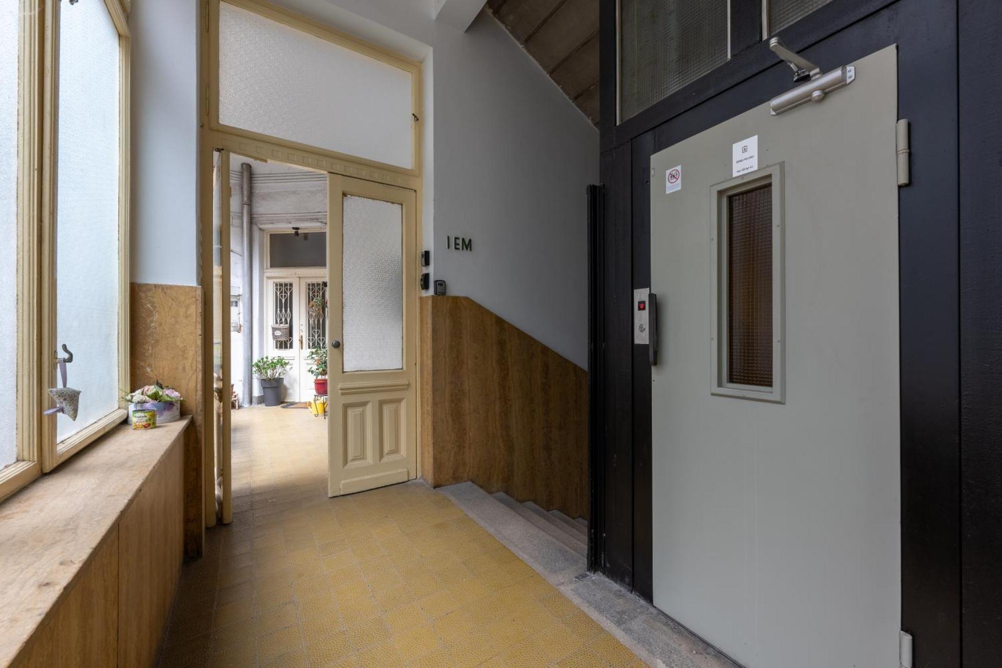 A Quiet Studio In The Heart Of The City Budapest Luaran gambar