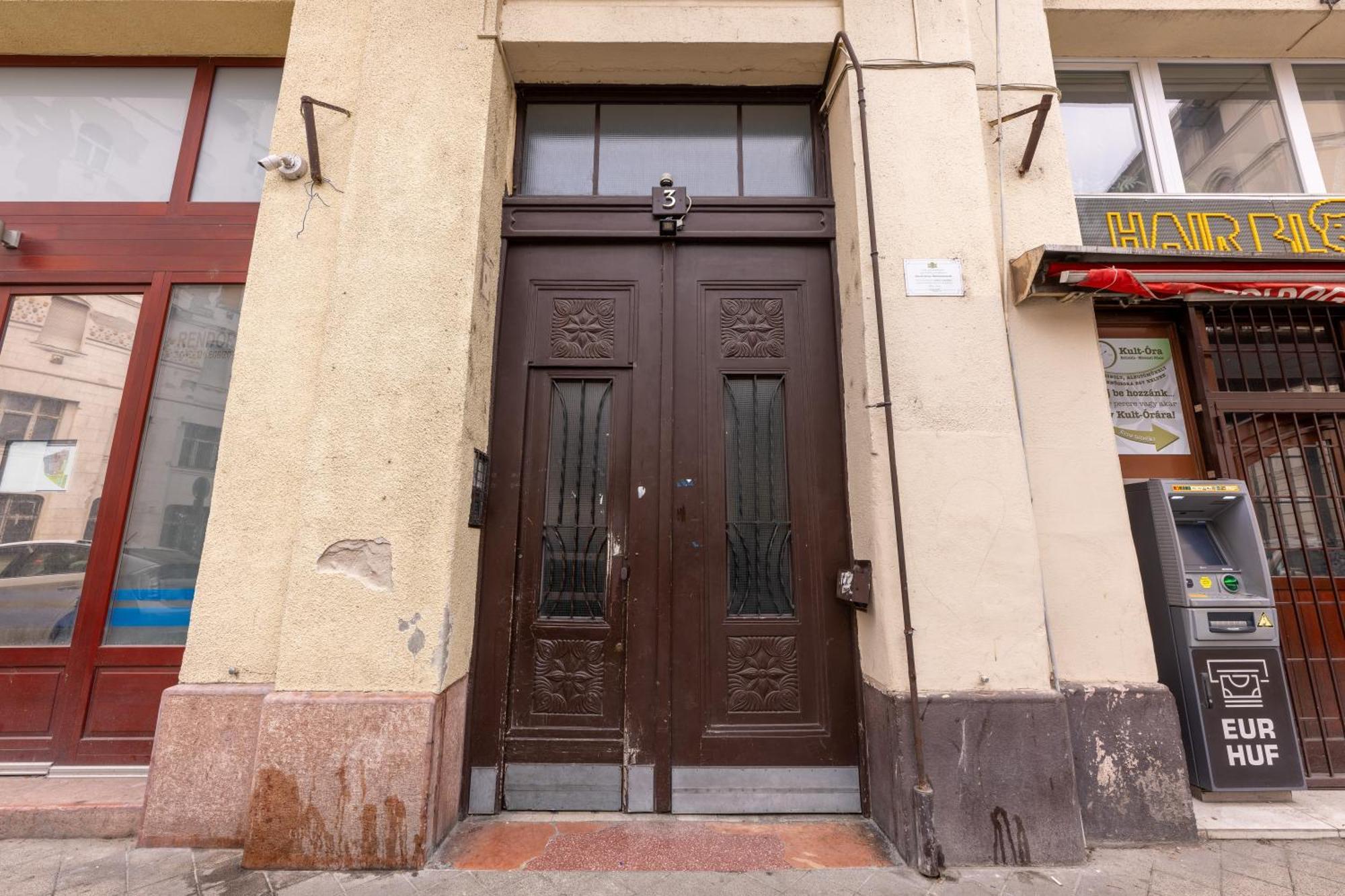 A Quiet Studio In The Heart Of The City Budapest Luaran gambar